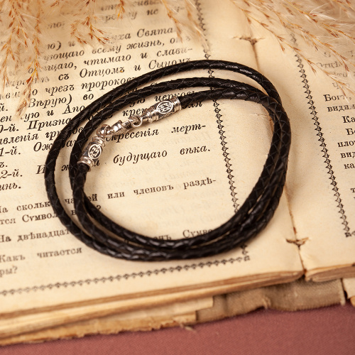 Гайтан кожаный с серебряным замком 4-0003, чернение фото 2